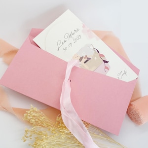 Biglietto di battesimo personalizzato per bambine | Biglietto pieghevole rosa acquerello | Donazione in contanti per il battesimo | Biglietto con nome e data | Busta e fiocco