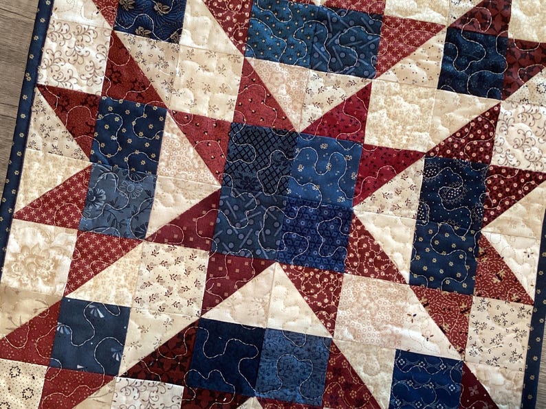 American Starburst Quilted Table Topper - Etsy
