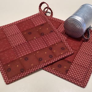 Berry Patchwork Hot Pads, Set of 2
