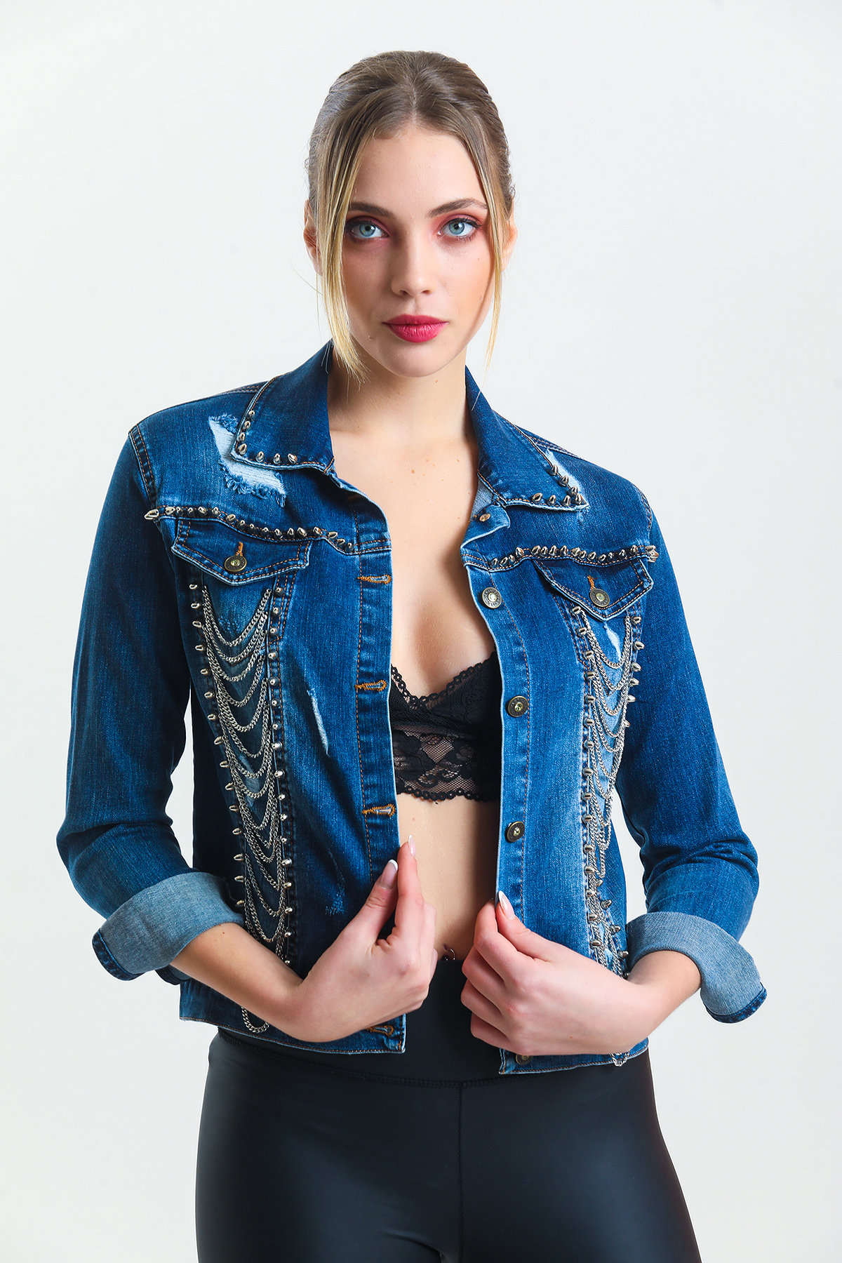 denim jacket × silver necklace 2 il_fullxfull.4331881188_nwjp.jpg