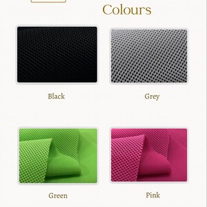 Peut inclure: Quatre &eacute;chantillons de tissu en maille de couleur noire, grise, verte et rose. Le tissu est une maille respirante couramment utilis&eacute;e pour les harnais de chien.