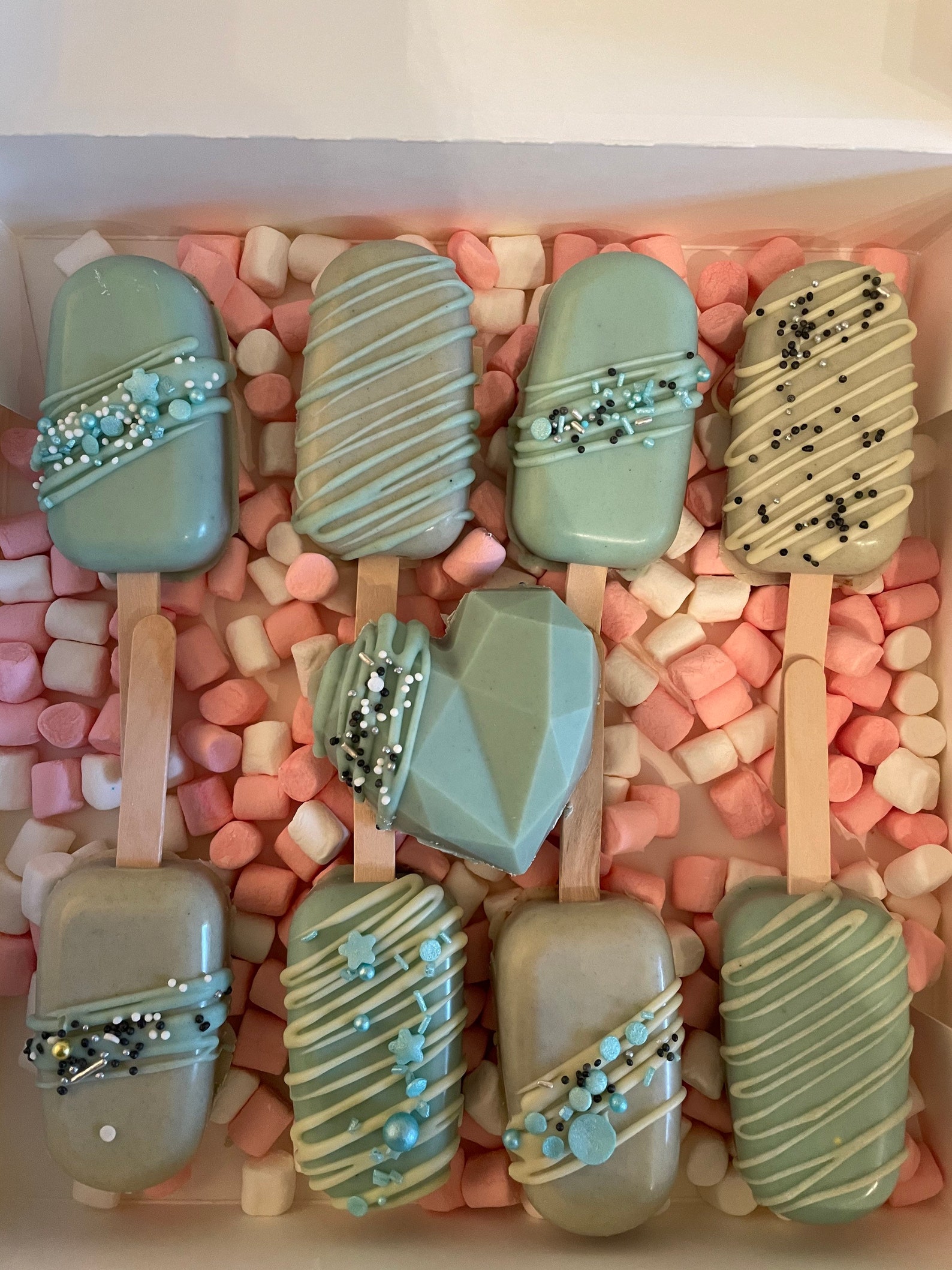 Mini Cakesicle Box 8 Pieces Eggless option available Etsy