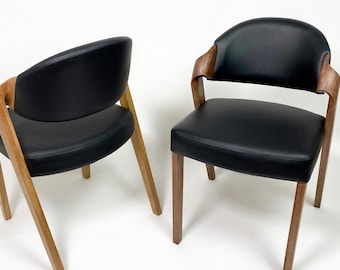 Custom made Dining Chairs &lt;ANDY&gt; Upholstered in Black leather, Fully Handcrafted Chairs in Solid Oak, Very Comfortable Chairs for Dning Room