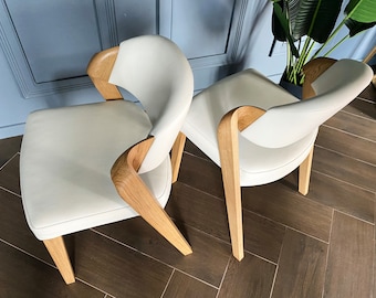 Stylish and Very Comfortable Dining Chairs with Elegant Curves, Solid Oak Chair in Beige Leather, Chairs for Dining Room, Upholstered Chairs