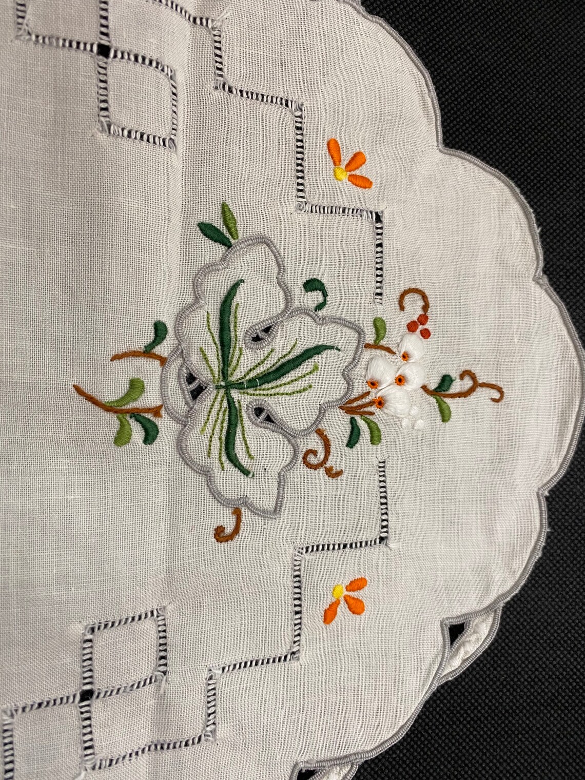 Vintage Oval Embroidered Tray Cloth Dressing Table Mat Etsy