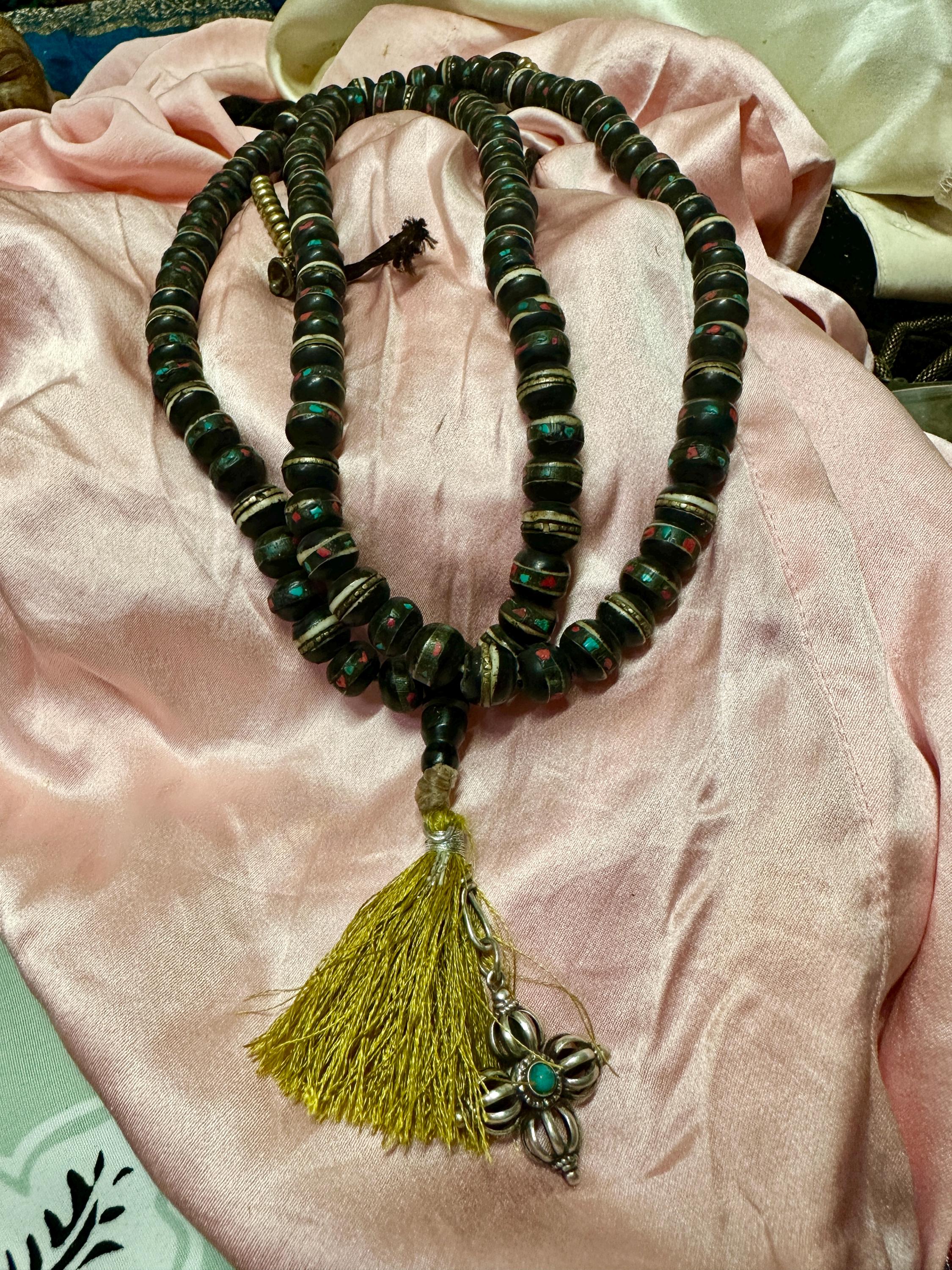 ヴィンテージチベット骨数珠：ターコイズ、サンゴ、925シルバー