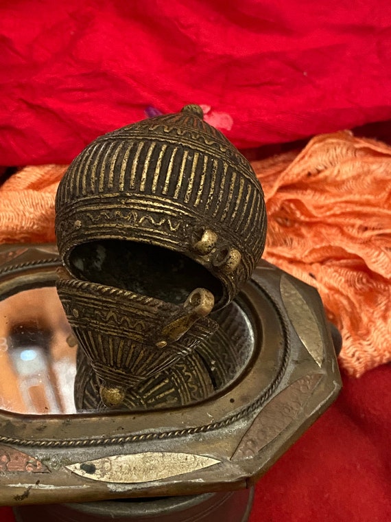Brass Dhokra Money Box From Orissa - Early 19th Century Brass Dhokra Money Box From Orissa - Early 19th Century