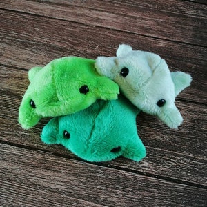 Three bean greens frog stack gift set. Baby bean frogs in three shades of green. Frog gift. Pocket friends. frog lovers. Stress relief.