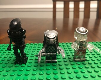 Lego store alien predator