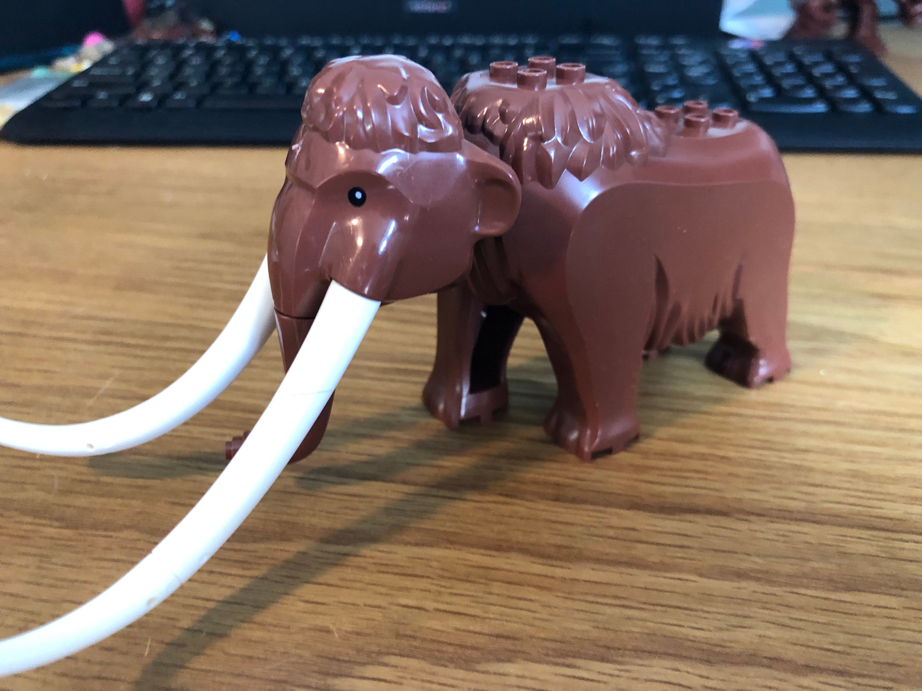 Lego mammoth figure hot sale