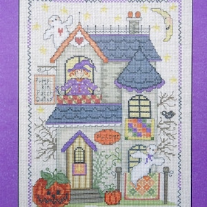 Halloween Quilt House by Imaginating, Counted Cross Stitch Pattern/Chart, Halloween Decor, Pumpkins Ghosts & Witches, Designed by Gail Bussi