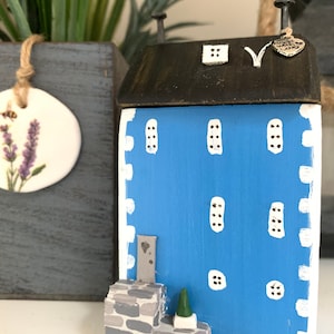 Driftwood Cottage, Driftwood Art House, Unique Gifts for Friends and Neighbours, Home Accessories