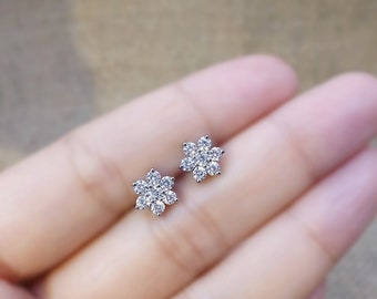 Cubic Zirconia / Sterling Silver 925 Earrings / Rhodium plated Nickel-Free / MadDuckJewels ER2106