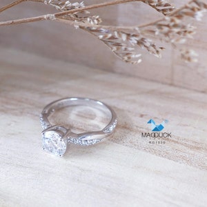1.00 Cts Cubic Zirconia / Sterling Silver 925 Ring / Rhodium plated Nickel-Free / MadDuckJewels RG1536