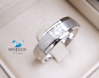 0.30 Cts Cubic Zirconia / Sterling Silver 925 Ring / Rhodium
