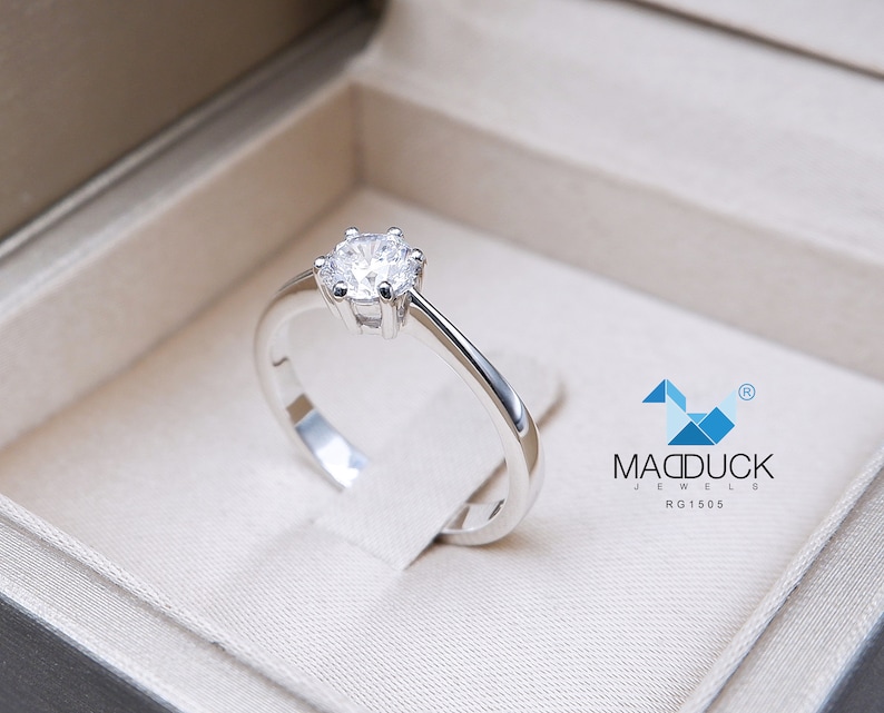 0.50 Cts Cubic Zirconia / Sterling Silver 925 Ring / Rhodium plated Nickel-Free / MadDuckJewels RG1505 image 3