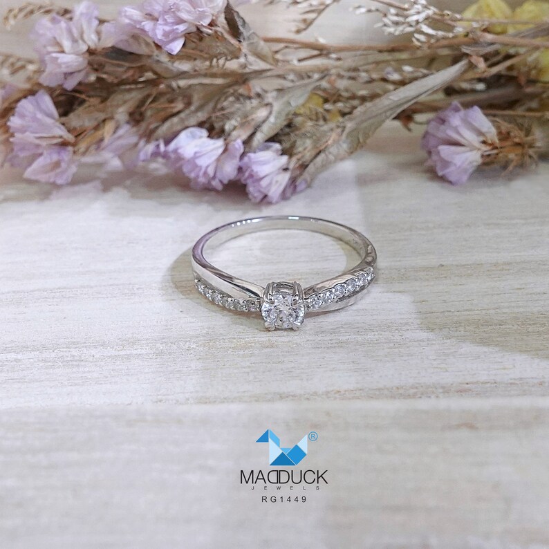 0.23 Cts Cubic Zirkonia / Sterling Silber 925 Ring / Rhodiniert Nickel-Frei / MadDuckJewels RG1449 Bild 1