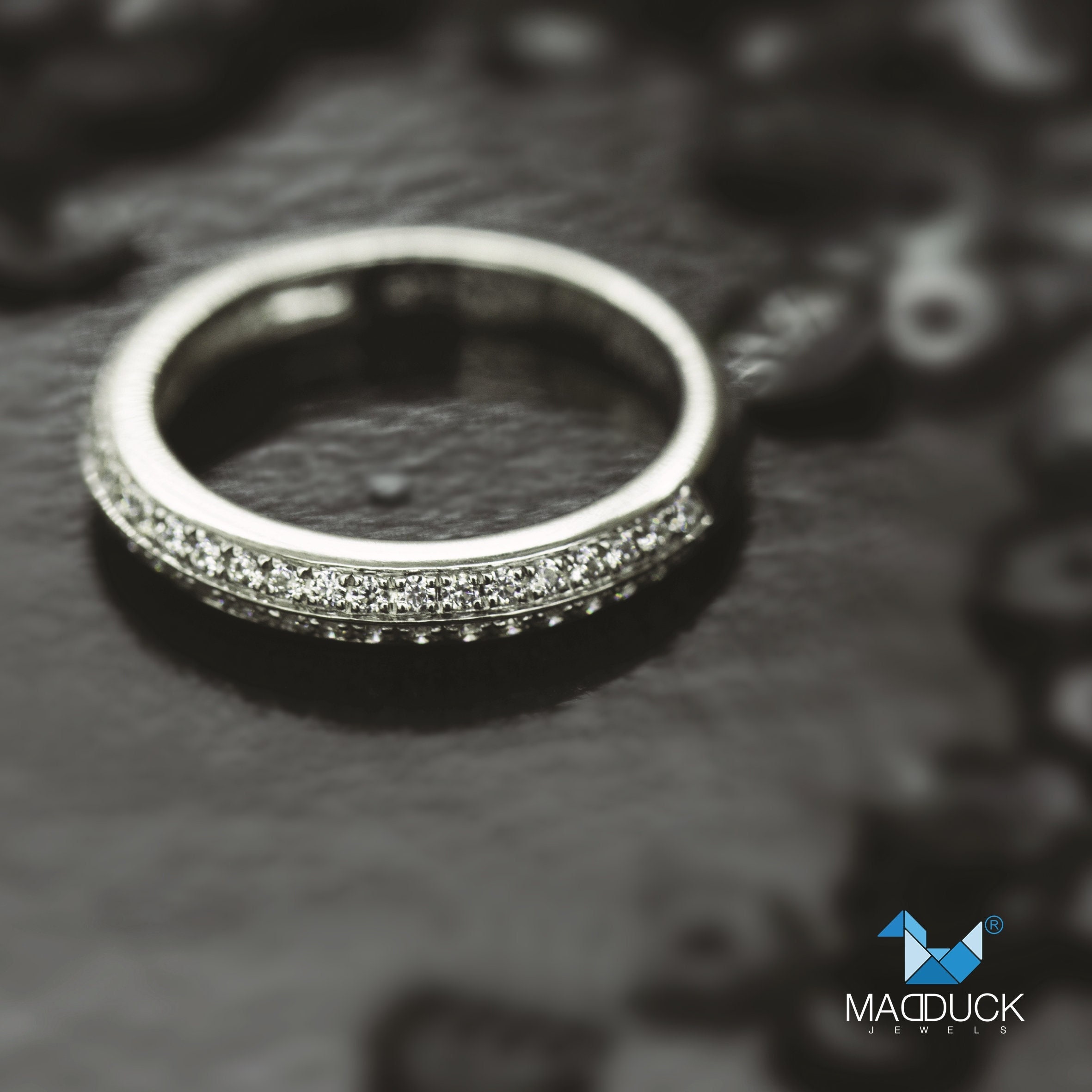 Cubic Zirconia / Sterling Silver 925 Ring / Rhodium Plated Cubic Zirconia / Sterling Silver 925 Ring / Rhodium Plated