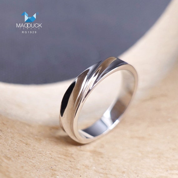 Couples Rings His And Her Set Classic Titanium Wedding Engagement
