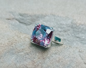 Alexandrite Ring, 925 Sterling Silver Ring, Lab Created Alexandrite Ring, Color Change Stone Ring, Cushion Alexandrite Ring, ring for gift