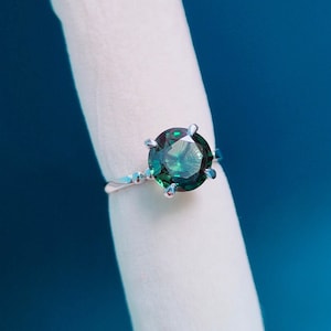 Teal sapphire ring, round cut Teal sapphire ring, 925 Sterling Silver ring, Sapphire engagement ring, lab grown Teal sapphire ring