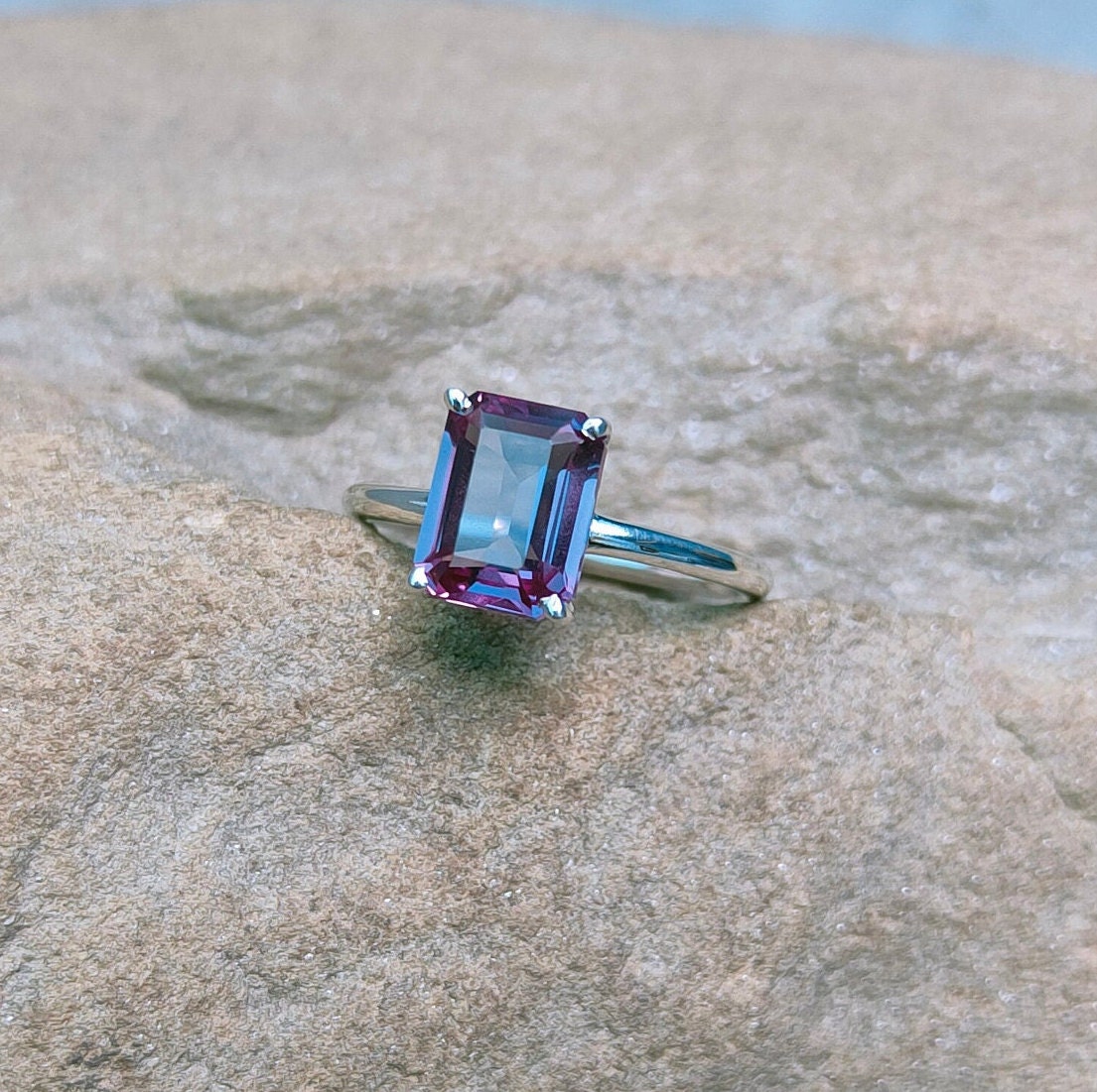 アレキサンドライトリング、925スターリングシルバーリング、ラボで作