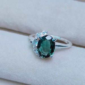 Teal sapphire ring, oval cut Teal sapphire ring, 925 Sterling Silver ring, Sapphire engagement ring, lab grown Teal sapphire ring