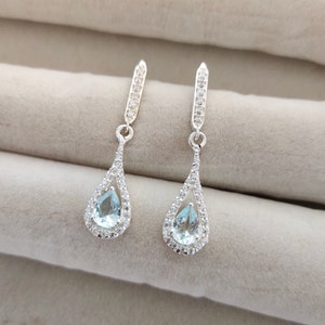 Aquamarine Earrings, 925 sterling silver earrings, aquamarine drop earrings, tear drop aquamarine earrings, pear cut aquamarine earrings