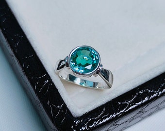 Ocean Teal sapphire ring, round cut Teal sapphire ring, 925 Sterling Silver ring, Sapphire engagement ring, lab grown Teal sapphire ring