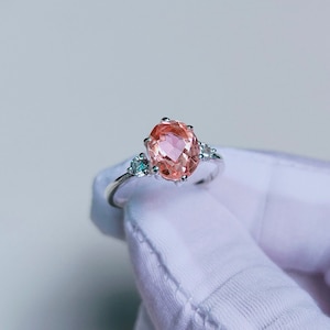 peach sapphire ring,925 Sterling Silver ring, Peach sapphire oval cut ring, Sapphire engagement ring, lab grown peach sapphire ring