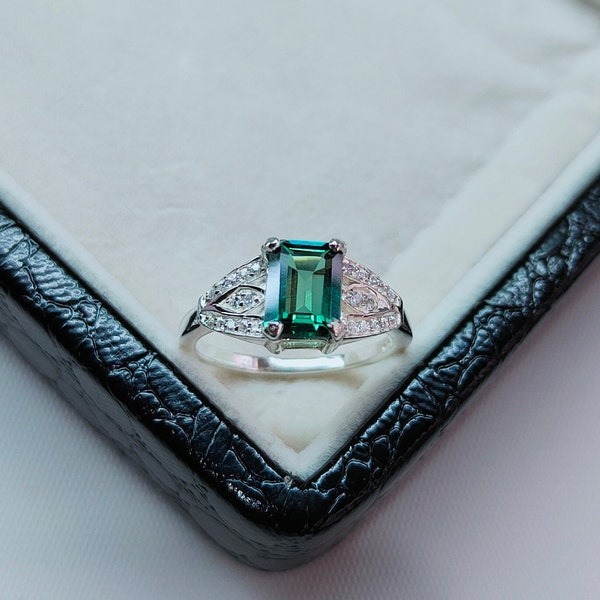 Teal Sapphire Ring - Etsy