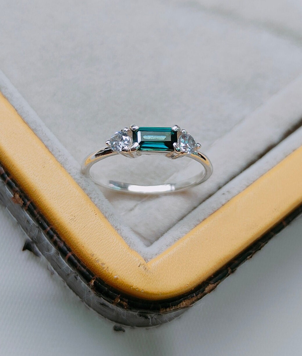 Teal sapphire ring sterling silver ring octagon cut Teal sapphire ring sapphire ring Sapphire engagement ring lab grown Teal sapphire ring
