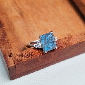 Raw labradorite ring, labradorite ring, 925 sterling silver ring, octagon labradorite ring, labradorite druzy ring, natural labradorite band