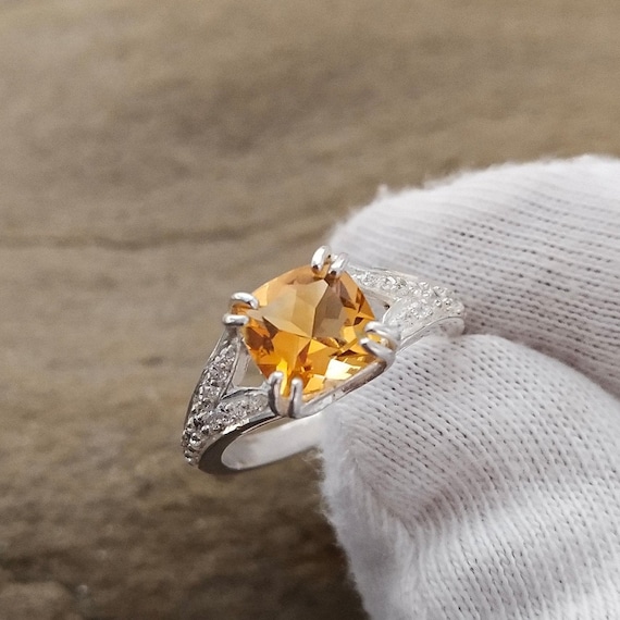 Sterling Silver Citrine Square and Diamond Ring Sterling Silver Citrine Square and Diamond Ring