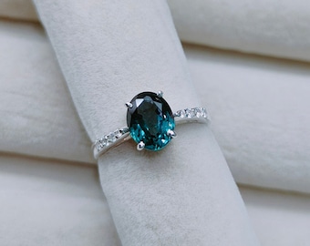 Teal sapphire ring, oval cut Teal sapphire ring, 14k gold & 925 Sterling Silver ring, Sapphire engagement ring, lab grown Teal sapphire ring