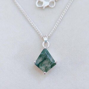 Moss agate necklace moss agate pendant 925 sterling silver necklace kite moss agate pendant fancy cut Moss agate necklace natural Moss agate