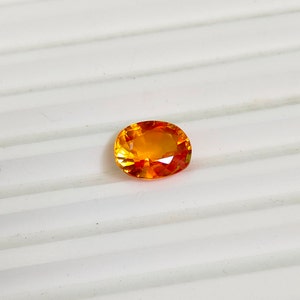 Golden Sapphire Stone, oval cut Golden Yellow sapphire stone, 8x10.5 mm yellow sapphire stone, 4.4 carat yellow sapphire, lab grown sapphire