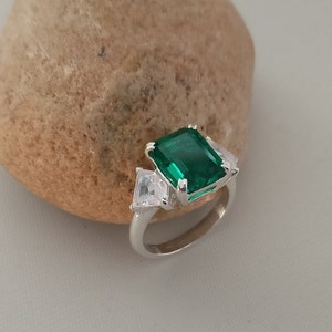 Lab Created Emerald Ring, Diamond Shape White Zircon Ring, 925 Sterling Silver Ring, Octagon Cut Lab Emerald Ring, Green Gemstone Ring