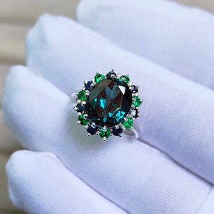 Teal sapphire halo ring, Blue sapphire & Emerald Halo Ring, oval cut Teal sapphire ring, 925 Sterling Silver ring, multi stone ring