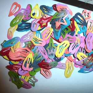 Más de 50 clips metálicos a presión multicolores degradados de 32 mm (ancho 22")