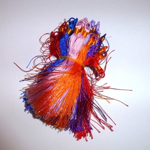 Tassels 4&quot; assorted colors red purple pink 30 pieces (R1)