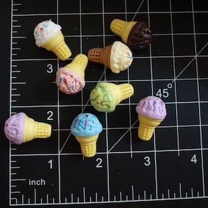 Ice cream cone  flatback resin cabochon hair bow center  8 pc (V74)