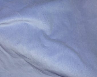 Tyg ljusgrått medelstretchigt manchestertyg 98% bomull 2% spandex 1 yard 48" x 36"