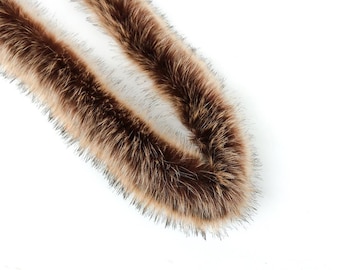 Ideen mit Herz Nastro in pelliccia sintetica, larghezza 9 cm, lunghezza 2 m, ideale per fai da te, cucito, decorazioni, runner da tavolo, bianco
