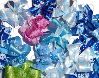 Noeuds pour chiots ~ noeuds de neige en hiver flocons de neige bleus bonhommes de neige toilettage pour chiens