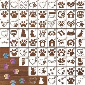 Op de afbeelding: Een verzameling houten sjablonen met hondenthema's. Bevatten pootafdrukken, harten, hondensilhouetten, botten en de tekst "LOVE". Ideaal voor knutsel- en huisdierprojecten.