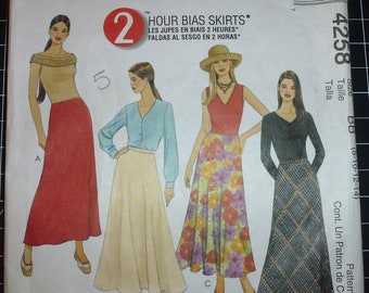 Mccall's 4258 pattern CUT SIZE 12 skirt a-line full