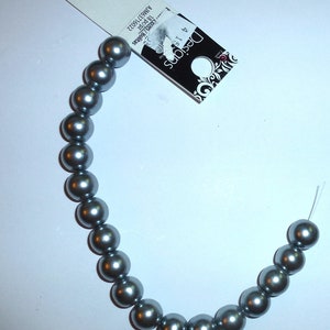 Cousin 11mm silver gray pearl 18 pc bead strand (R28)