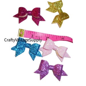 24-teiliges DIY-Set mit Haarschleifen-Applikationen in Glitzerfarben zum Selbermachen von Schleifen und Haarknoten