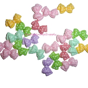 Bowknot pastel resin bow with polka dots 1&quot; flatback cabochon (W24)